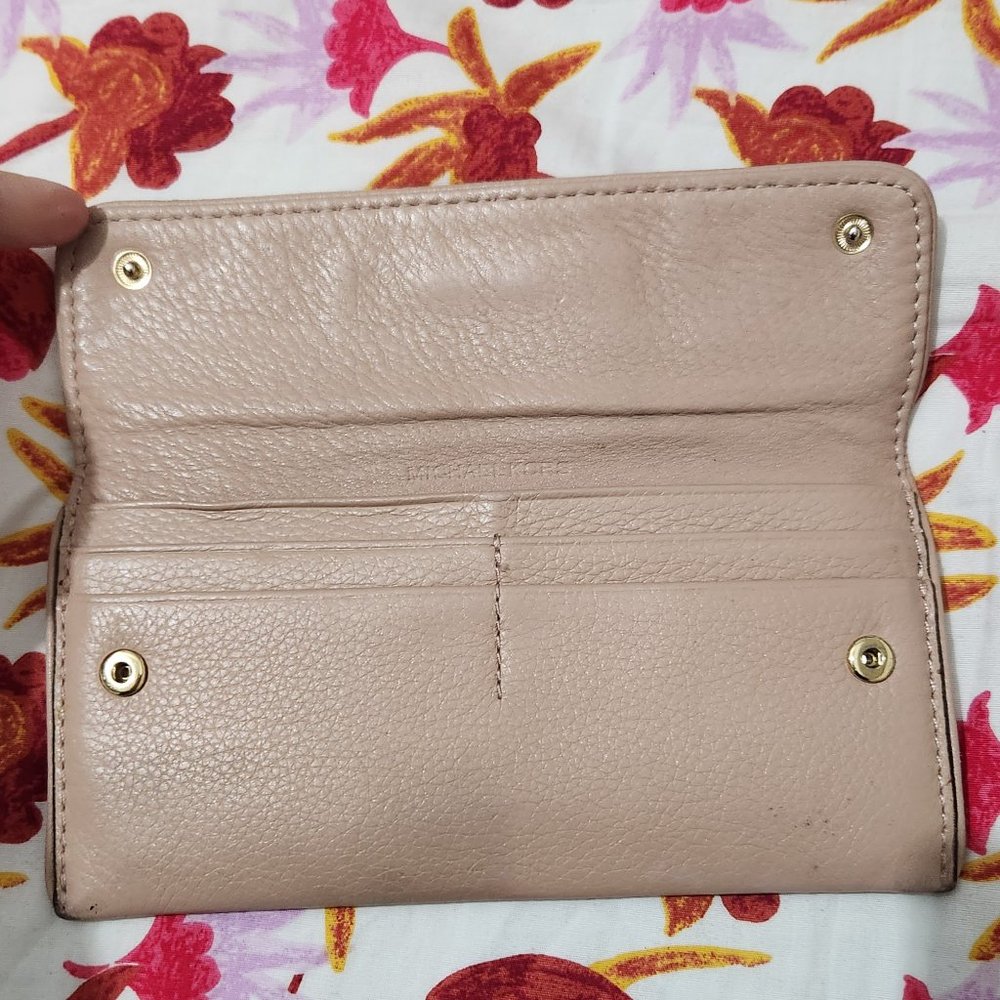 Authentic Michael Kors Wallet - image 3
